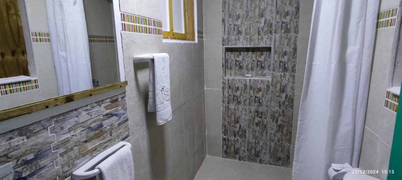 Hotel Yellow Home Providencia Isla South West Bay Dış mekan fotoğraf