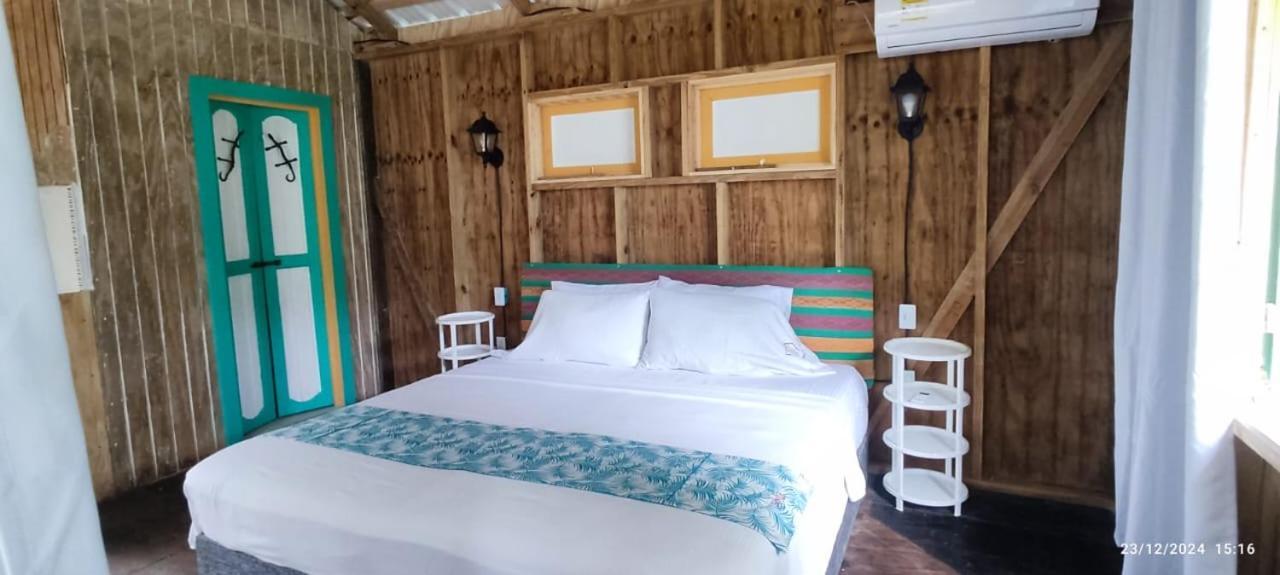 Hotel Yellow Home Providencia Isla South West Bay Dış mekan fotoğraf
